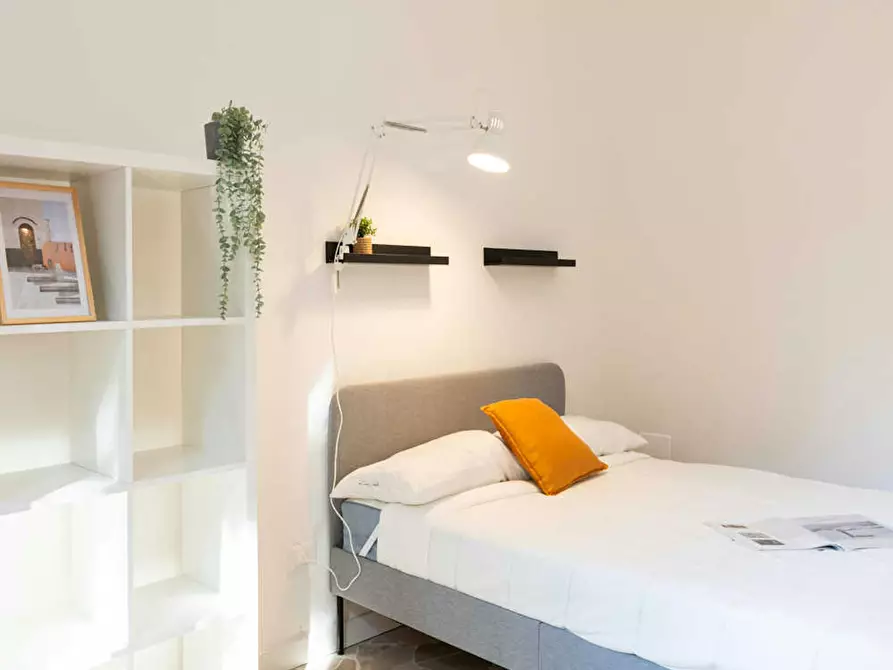 Immagine 3 di Camera in affitto  in Largo Cavalieri di Malta a Milano