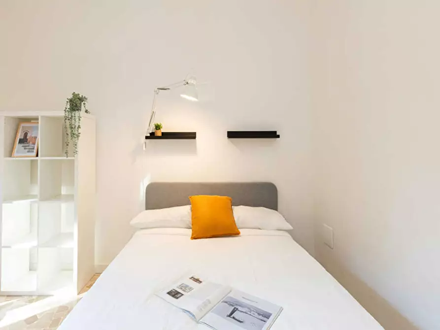 Immagine 1 di Camera in affitto  in Largo Cavalieri di Malta a Milano