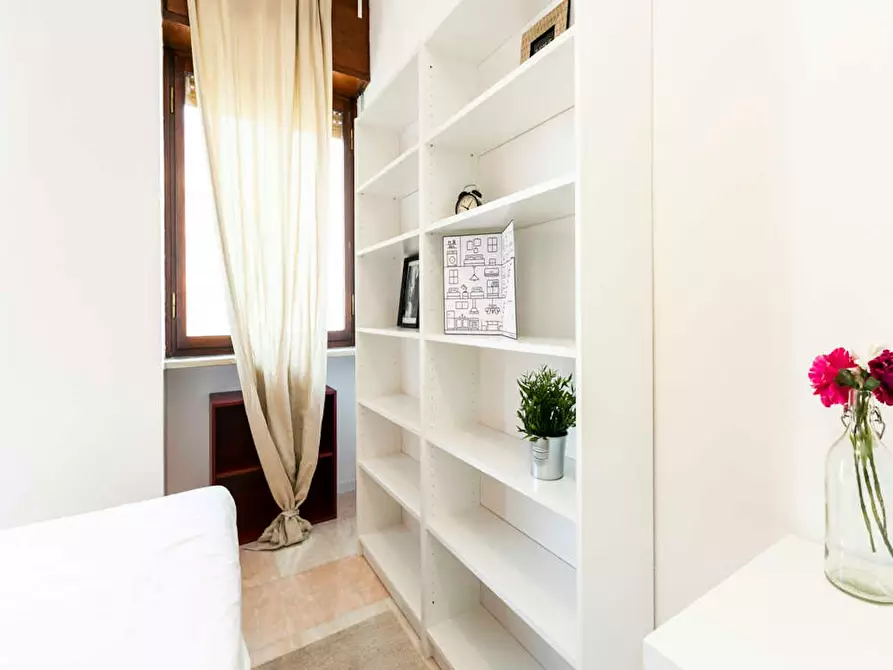 Immagine 6 di Camera in affitto  in Viale Beatrice d'Este a Milano