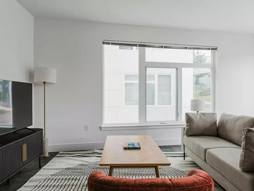 Immagine 3 di Appartamento in affitto  in Rainier Avenue South a Messina