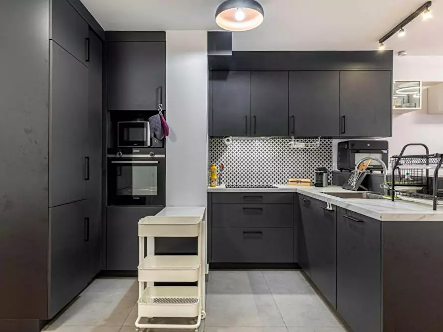 Immagine 8 di Appartamento in affitto  in Rue Beffroy a Neuilly-sur-Seine