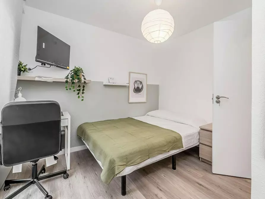 Immagine 2 di Camera in affitto  in Calle Peña de Francia a Valladolid