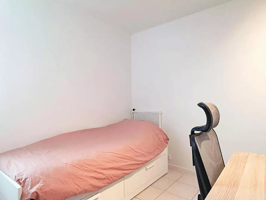 Immagine 1 di Camera in affitto  in Rue d'Alexandrie a Angoulême