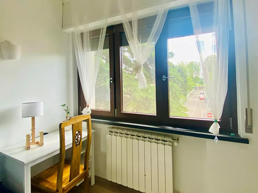 Immagine 3 di Camera in affitto  in Via Sesto Calende a Milano