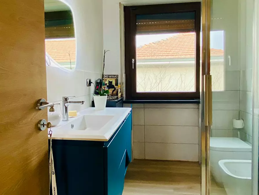 Immagine 6 di Camera in affitto  in Via Sesto Calende a Milano