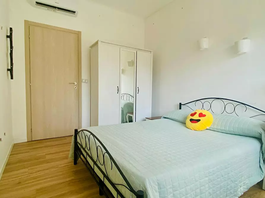 Immagine 2 di Camera in affitto  in Via Sesto Calende a Milano