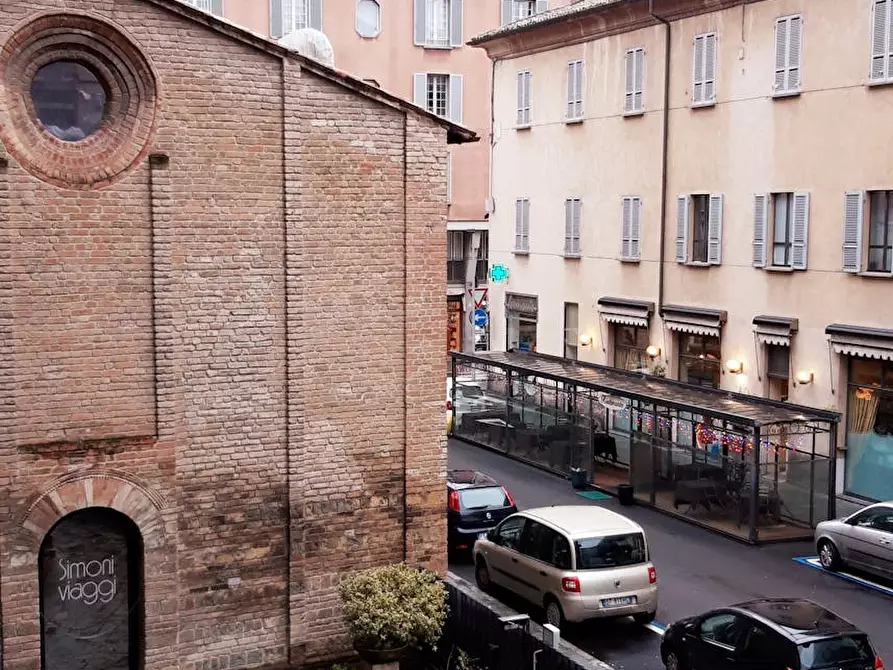 Immagine 6 di Camera in affitto  in Via Ireneo Affò a Parma