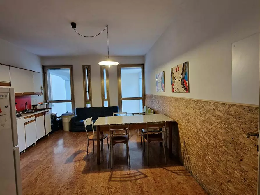 Immagine 10 di Camera in affitto  in Via Ireneo Affò a Parma