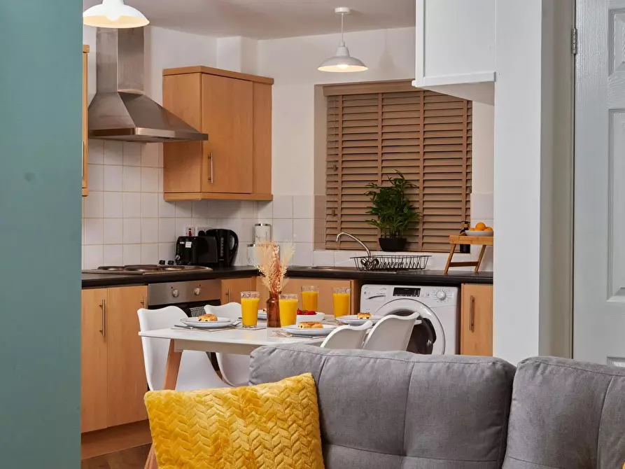 Immagine 5 di Appartamento in affitto  in Saint Michael's Lane a 