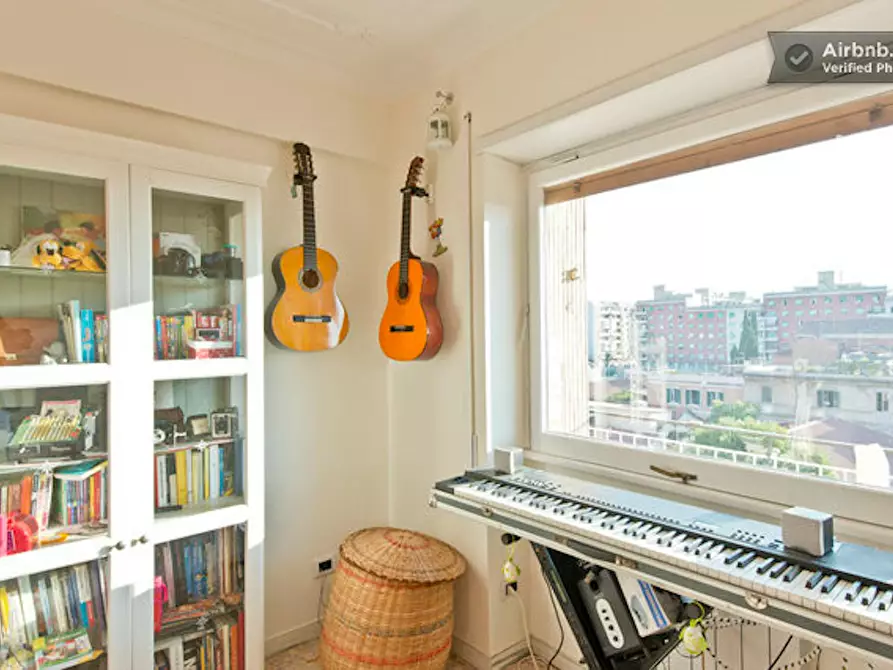 Immagine 2 di Camera in affitto  in Via Antonio Raimondi a Roma