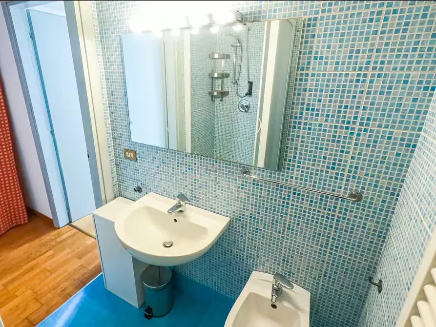 Immagine 9 di Appartamento in affitto  in Via Brembo a Milano