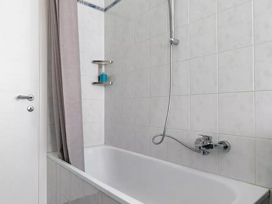 Immagine 8 di Appartamento in affitto  in Via Lombardia a Bologna