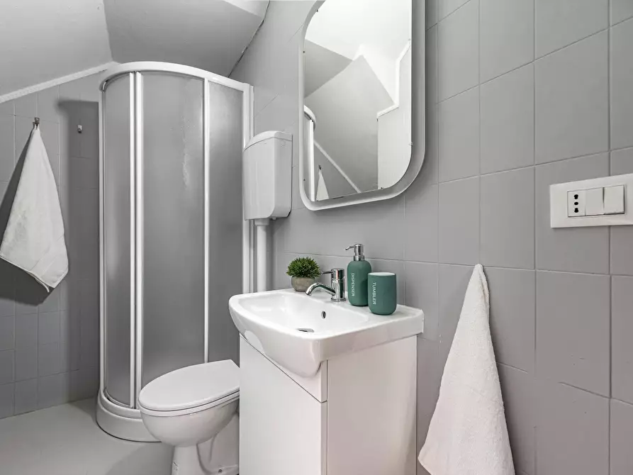 Immagine 10 di Camera in affitto  in Viale dell'Arcella a Padova