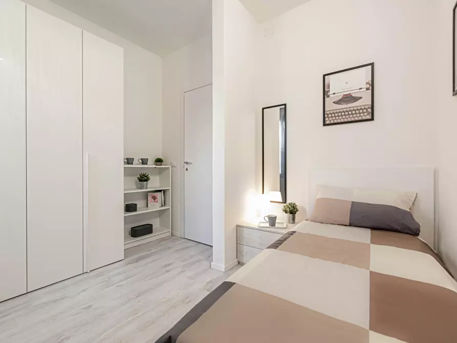 Immagine 3 di Camera in affitto  in Viale dell'Arcella a Padova