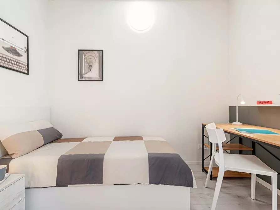 Immagine 2 di Camera in affitto  in Viale dell'Arcella a Padova