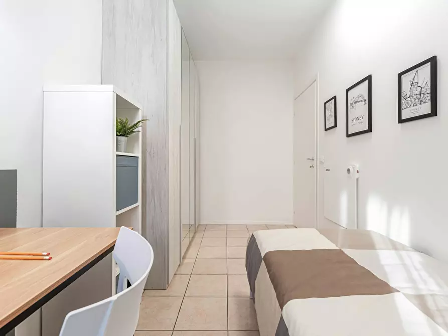 Immagine 2 di Camera in affitto  in Viale dell'Arcella a Padova