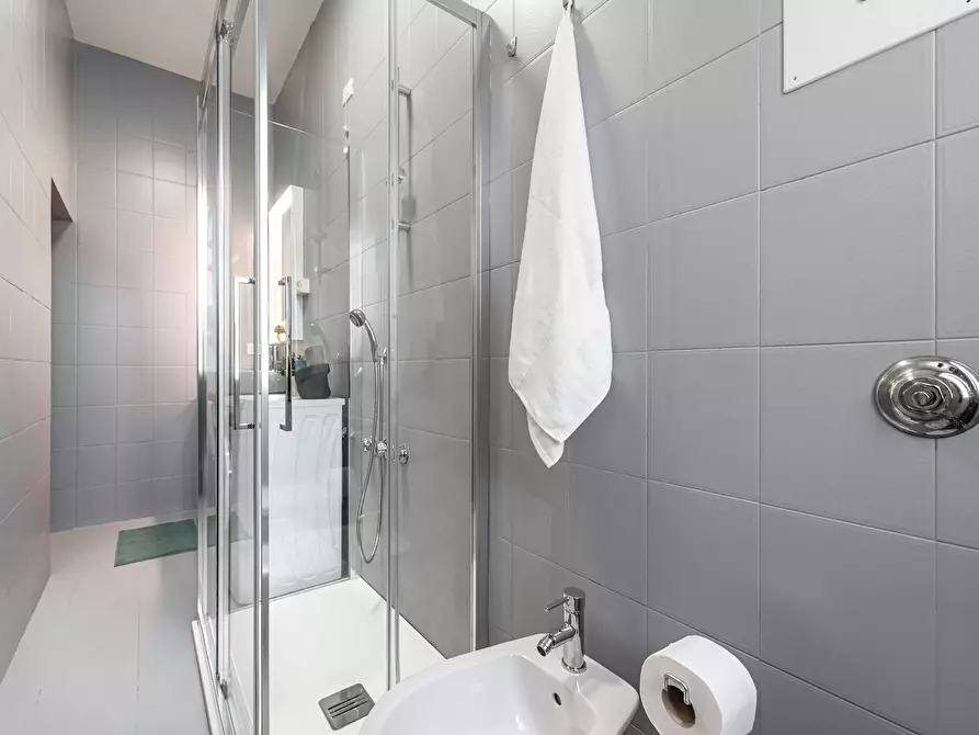 Immagine 10 di Camera in affitto  in Viale dell'Arcella a Padova