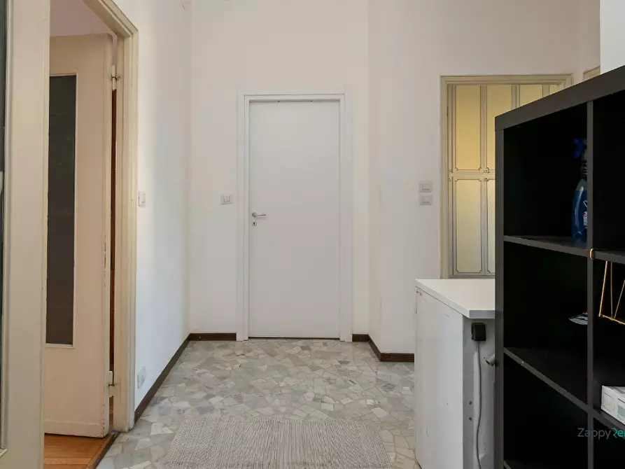 Immagine 9 di Camera in affitto  in Via della Moscova a Milano