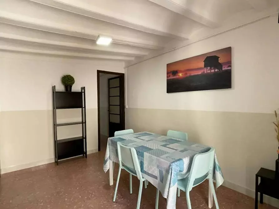 Immagine 4 di Camera in affitto  in Carrer de Valldonzella a Barcelona