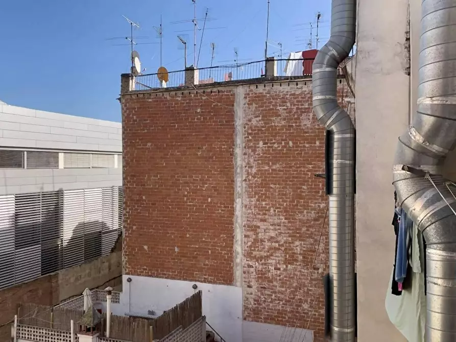 Immagine 3 di Camera in affitto  in Carrer de Valldonzella a Barcelona