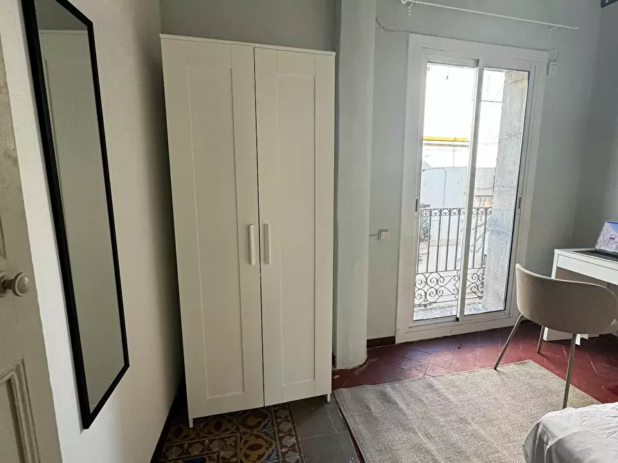 Immagine 3 di Camera in affitto  in Carrer de Ferlandina a Barcelona