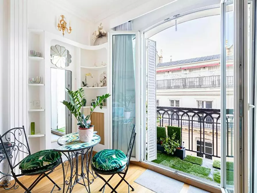 Immagine 1 di Appartamento in affitto  in Boulevard de la Madeleine a Paris