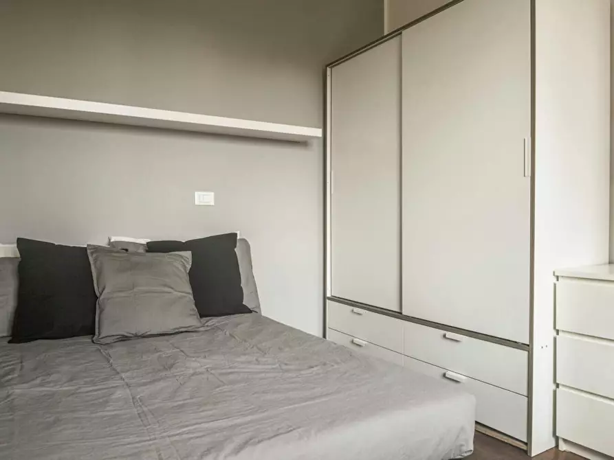 Immagine 4 di Camera in affitto  in Piazza Umanitaria a Milano