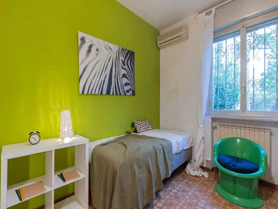 Immagine 3 di Camera in affitto  in Via San Donato a Bologna