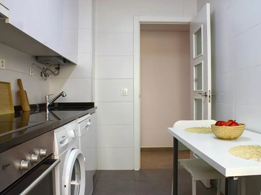 Immagine 5 di Camera in affitto  in Calle de Jorge Cocci a Zaragoza