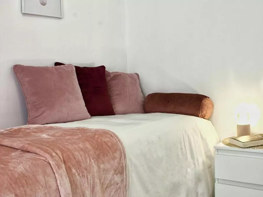 Immagine 1 di Camera in affitto  in Calle de Jorge Cocci a Zaragoza