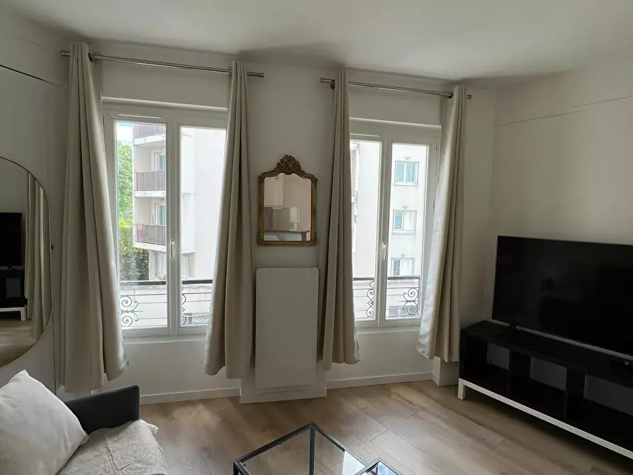 Immagine 5 di Appartamento in affitto  in Avenue René Coty a Paris