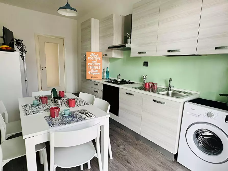 Immagine 5 di Camera in affitto  in Via Piobesi a Torino