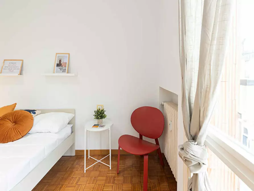 Immagine 9 di Camera in affitto  in Via Carlo Pisacane a Milano