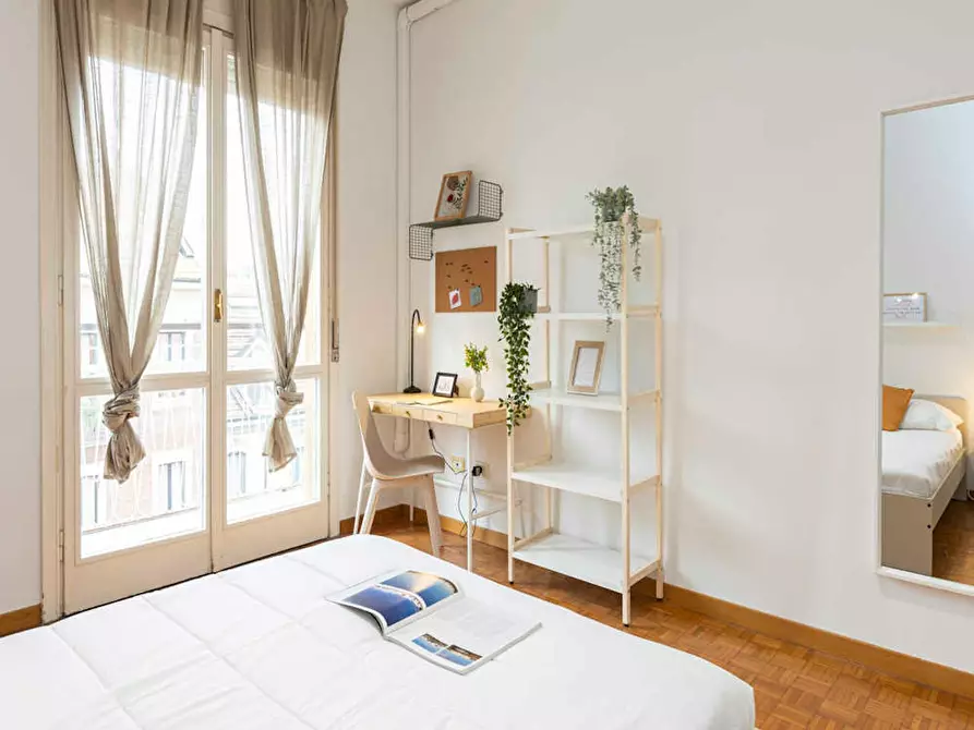 Immagine 8 di Camera in affitto  in Via Carlo Pisacane a Milano