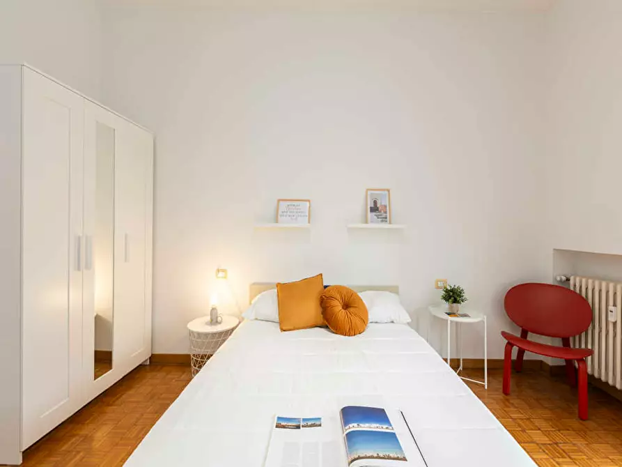 Immagine 4 di Camera in affitto  in Via Carlo Pisacane a Milano