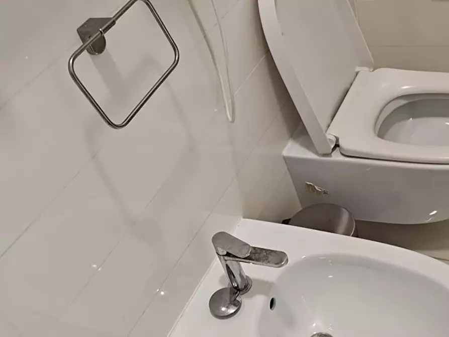 Immagine 7 di Appartamento in affitto  in Via Cesare de Lollis a Roma