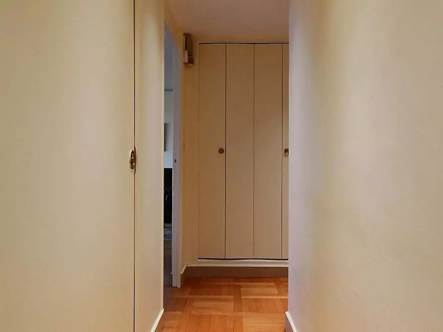 Immagine 4 di Appartamento in affitto  in Rue de Sèvres a Paris 06