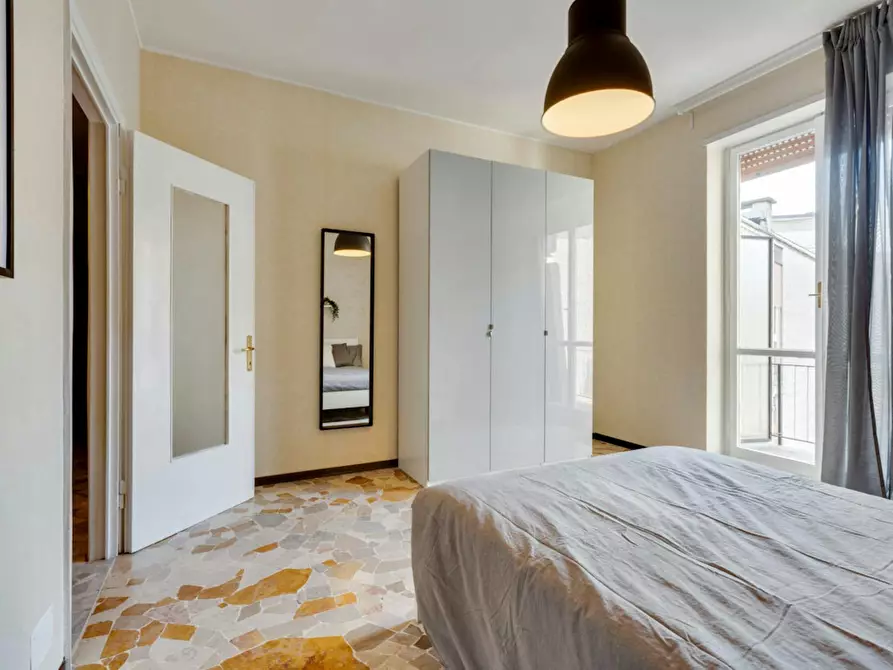 Immagine 2 di Camera in affitto  in Piazza Geremia Bonomelli a Milano