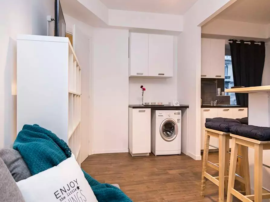 Immagine 8 di Camera in affitto  in Via Antonio Canova a Milano