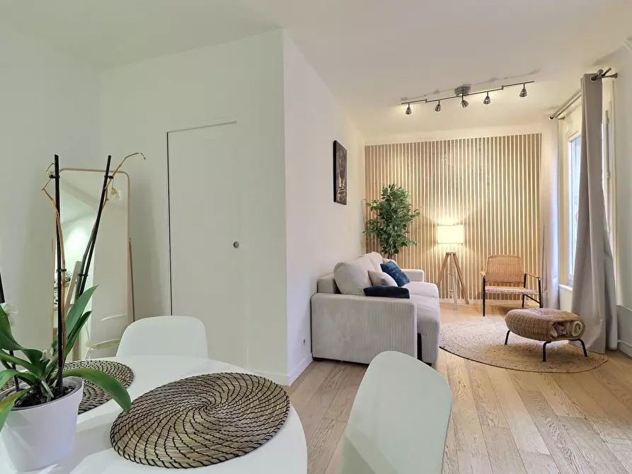 Immagine 7 di Appartamento in affitto  in Rue Olivier de Serres a Paris