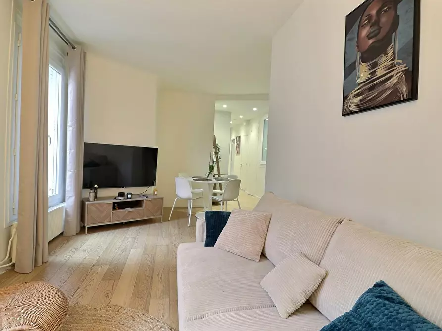 Immagine 5 di Appartamento in affitto  in Rue Olivier de Serres a Paris