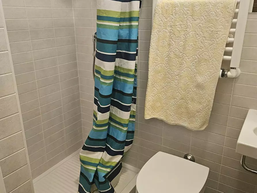 Immagine 3 di Camera in affitto  in Via Claudio Achillini a Roma