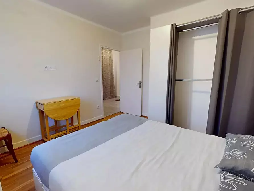 Immagine 2 di Camera in affitto  in Rue Président Salvador Allende a Vénissieux