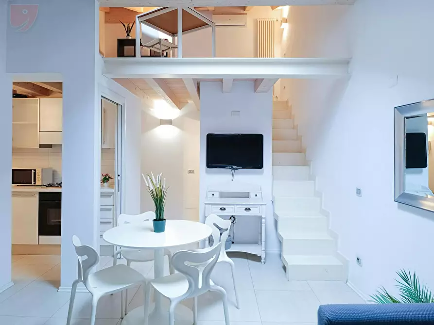 Immagine 2 di Appartamento in affitto  in Via Alessandro Manzoni a Trento