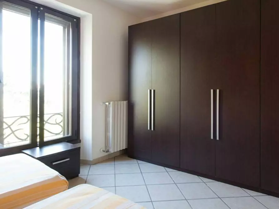 Immagine 6 di Camera condivisa in affitto  in Piazzale Susa a Milano