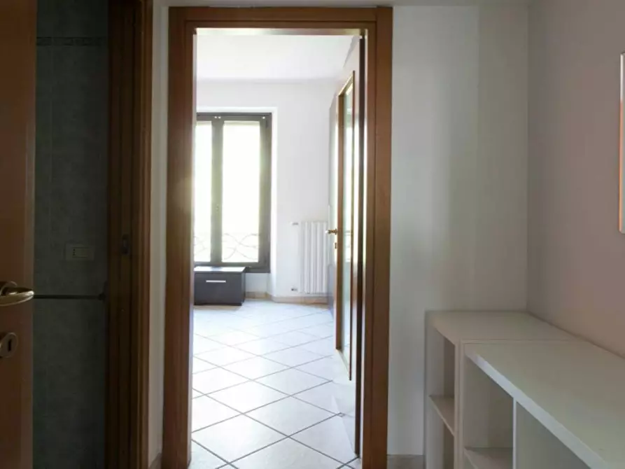 Immagine 5 di Camera condivisa in affitto  in Piazzale Susa a Milano