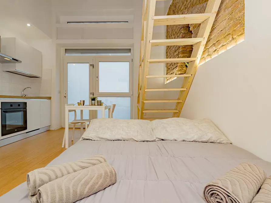 Immagine 2 di Appartamento in affitto  in Via Clitumno a Milano