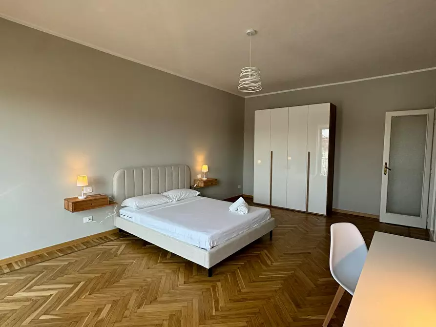 Immagine 2 di Camera in affitto  in Piazza della Repubblica a Torino