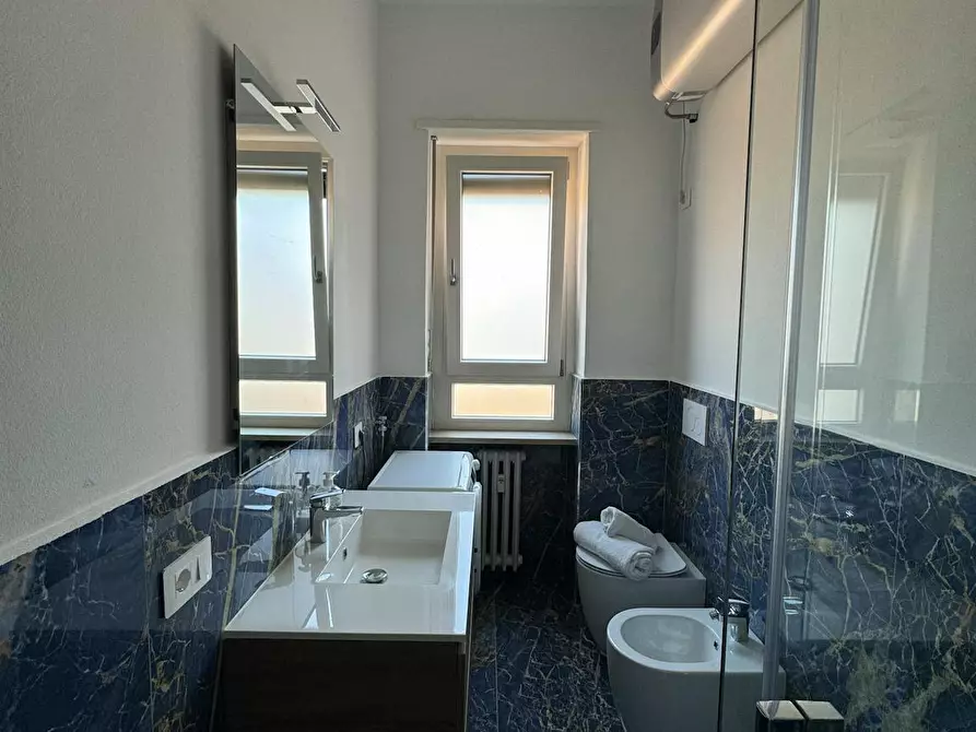 Immagine 6 di Camera in affitto  in Piazza della Repubblica a Torino