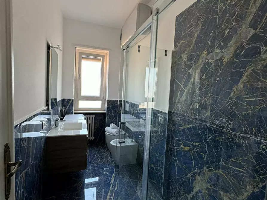 Immagine 9 di Camera in affitto  in Piazza della Repubblica a Torino